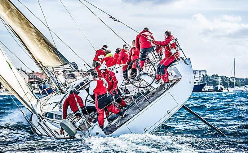 短兵运动的竞技盛宴：探讨短兵运动会的魅力与挑战